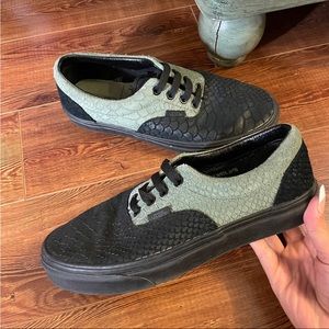Harry Potter Slytherin Vans womens 7.5 mens 6
